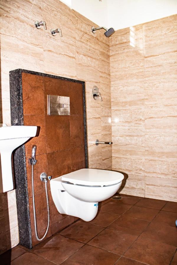 Hotel Royal Suites Bangalore Eksteriør billede